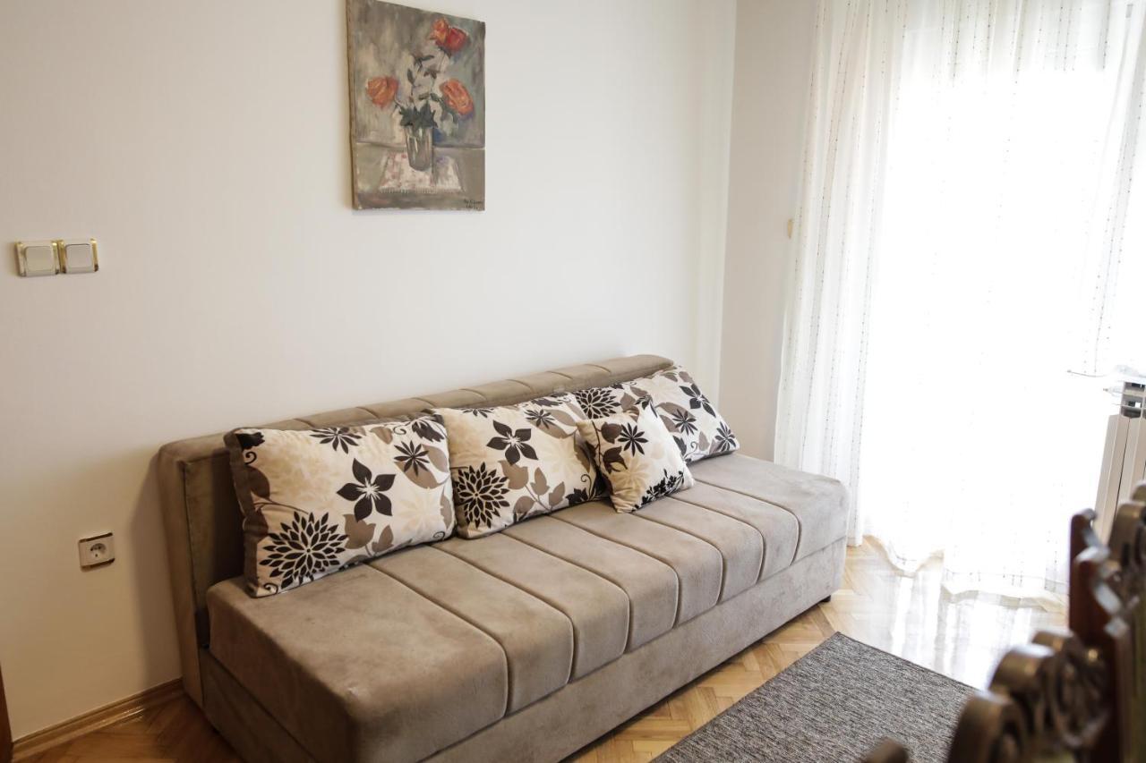 Апартаменти Apartman Kaya Джяково Екстер'єр фото