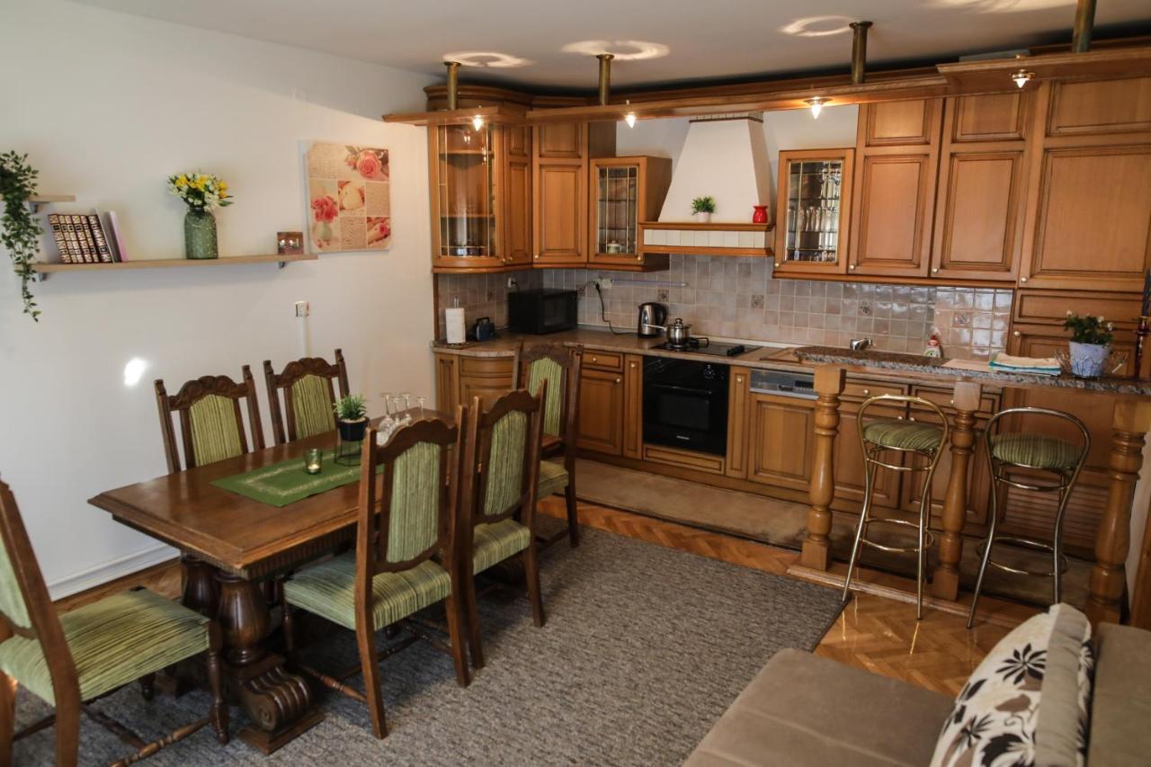 Апартаменти Apartman Kaya Джяково Екстер'єр фото