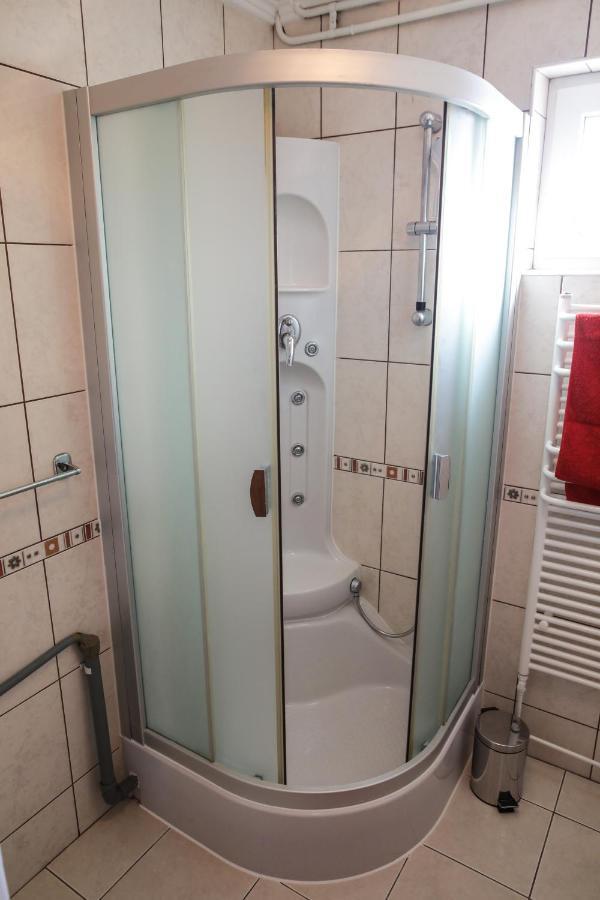 Апартаменти Apartman Kaya Джяково Екстер'єр фото