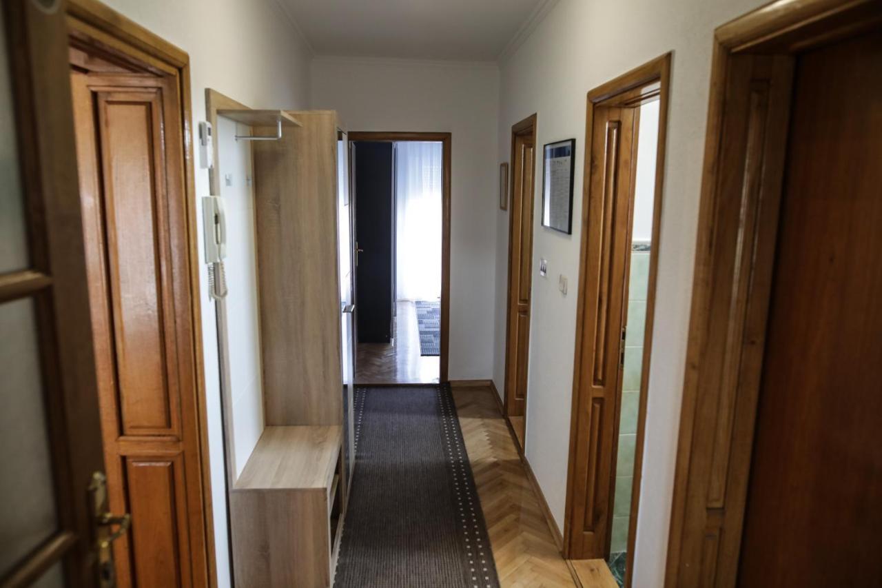 Апартаменти Apartman Kaya Джяково Екстер'єр фото